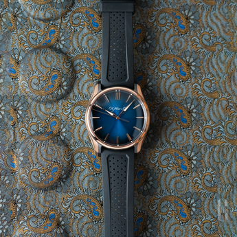 H. Moser & Cie Pioneer Centre Seconds Midnight Blue Fume dial